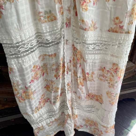 This screams country ho down. built in slip with lace details. - Picture 6 of 6